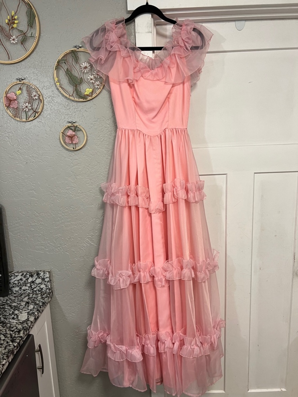 1970’s VINTAGE UNION MADE PINK RUFFLE COQUETTE BRIDGERTON STYLE GOWN DRESS